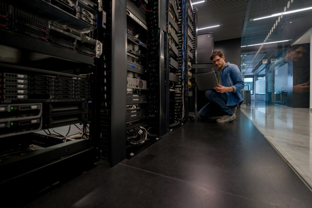 Habilidades más demandadas en el mercado laboral tecnológico en Colombia 2 Competencias digitales clave para profesionales tecnologicos
